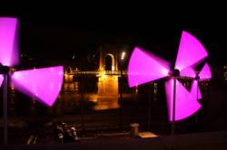 Fête des Lumières 2010 : quai du Général Sarrail, passerelle du Collège