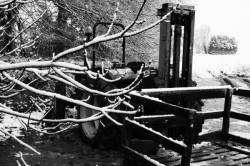 Pêche dans la Dombes 27/36 : Le tracteur repose...