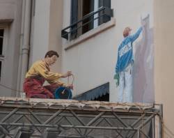 Place Gabriel-Péri : mur peint "Mur du cinéma"