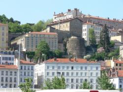 La Croix-Rousse vue depuis le quai de Serbie