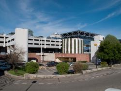 Le centre d'échanges vu depuis le cour de Verdun-Gensoul (côté gare)