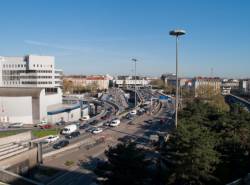 Le centre d'échanges vu depuis la terrasse au dessus du tunnel sous Fourvière