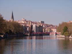 Maison Blanchon et passerelle de Saint-Georges