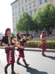 Fête des Pennons dans l'avenue Adolphe-Max