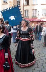 Fête des Pennons sur la place Saint-Jean