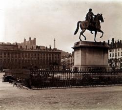 Lyon, la place Bellecour