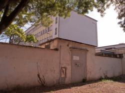 Le lycée Pierre-Brossolette vu depuis la rue Francis de Pressensé