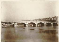 [Ancien pont du Change, vers 1945]