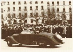 [Le Maréchal Pétain, place Bellecour, en novembre 1940]