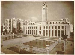 [Villeurbanne, l'hôtel de ville, vers 1934]