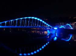 Le pont Schuman le soir de son inauguration