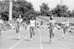 [Réunion nationale d'athlétisme à Villeurbanne]