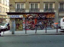 La laverie, rue Jacques Imbert-Colomès