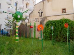 [Sculptures du Jardin éphémère, rue Francis-de-Pressensé]