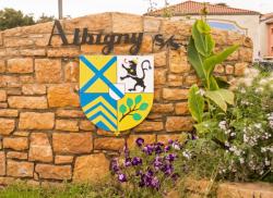 Place du Pont, blason d'Albigny-sur-Saône