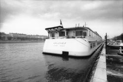 [Bateau de tourisme fluvial "Arlène"]