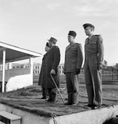 [Revue militaire à Sathonay-Camp]