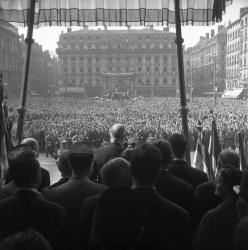 De Gaulle à l'Hôtel de Ville