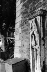 [Fontaine de la rue des Fantasques]