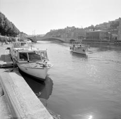 [Tourisme fluvial sur la Saône]