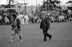 [Football : AS Minguettes - Variétés club de France (6-7)]