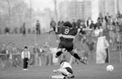 [Football : AS Minguettes - Variétés club de France (6-7)]