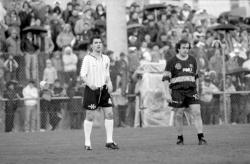 [Football : AS Minguettes - Variétés club de France (6-7)]