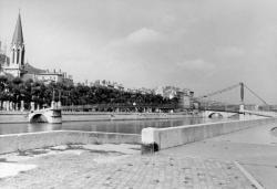 [Passerelle Saint-Georges]