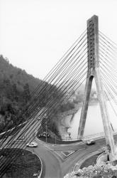 [Pont du Bicentenaire, dit du Pertuiset, à Unieux (Loire)]