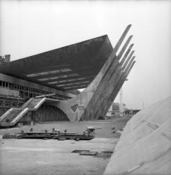 Bassin nautique en construction