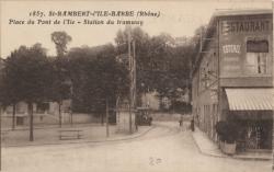 St-Rambert-l'Ile-Barbe (Rhône). - Place du Pont de l'Ile. - Station du tramway