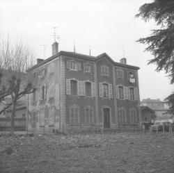 Brun de la Valette à Oullins et Pierre-Bénite