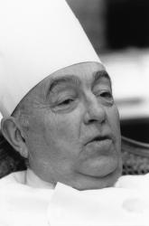 [Roger Roucou au restaurant "La Mère Guy"]