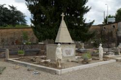 Carré des Prêtres du cimetière de Loyasse