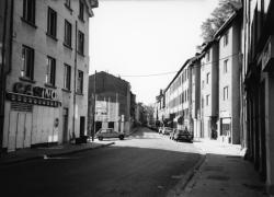 [Grande rue de Saint-Clair, à Caluire (Rhône)]