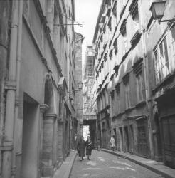 Vieux quartiers : Saint-Jean et St-Georges (1re restauration)