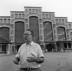 [Régis Neyret, délégué à l'aménagement de la halle Tony-Garnier]