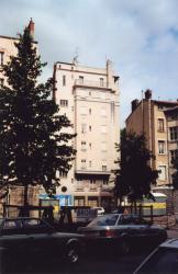 2, rue Saint-Cyr : immeuble moderne d'habitation