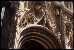 [Détail façade maison des têtes, Valence]