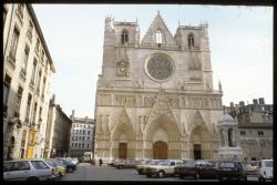 [La Cathédrale Saint-Jean]