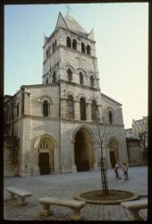 [Eglise Saint-Martin d'Ainay]