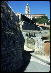 [Saint-Bonnet-le-Château (Loire)]