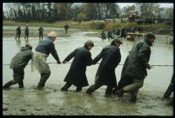 [Pêche dans un étang de la Dombes, Lapeyrouse]