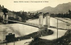 Yenne (Savoie). - Pont suspendu sur le Rhône