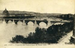 Lyon. - Perspective des ponts et quais du Rhône