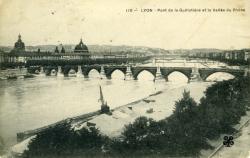 Lyon. - Pont de la Guillotière et la Vallée du Rhône