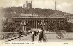 Lyon. - Le Pont du Palais de Justice