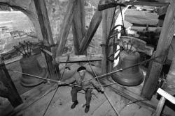 [Le dernier carillonneur d'Aussois (Savoie)]