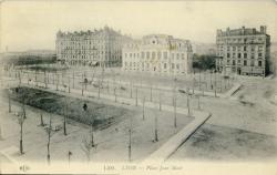 Lyon. - Place Jean Macé