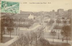 Lyon. - Luna-Park et place Jean-Macé